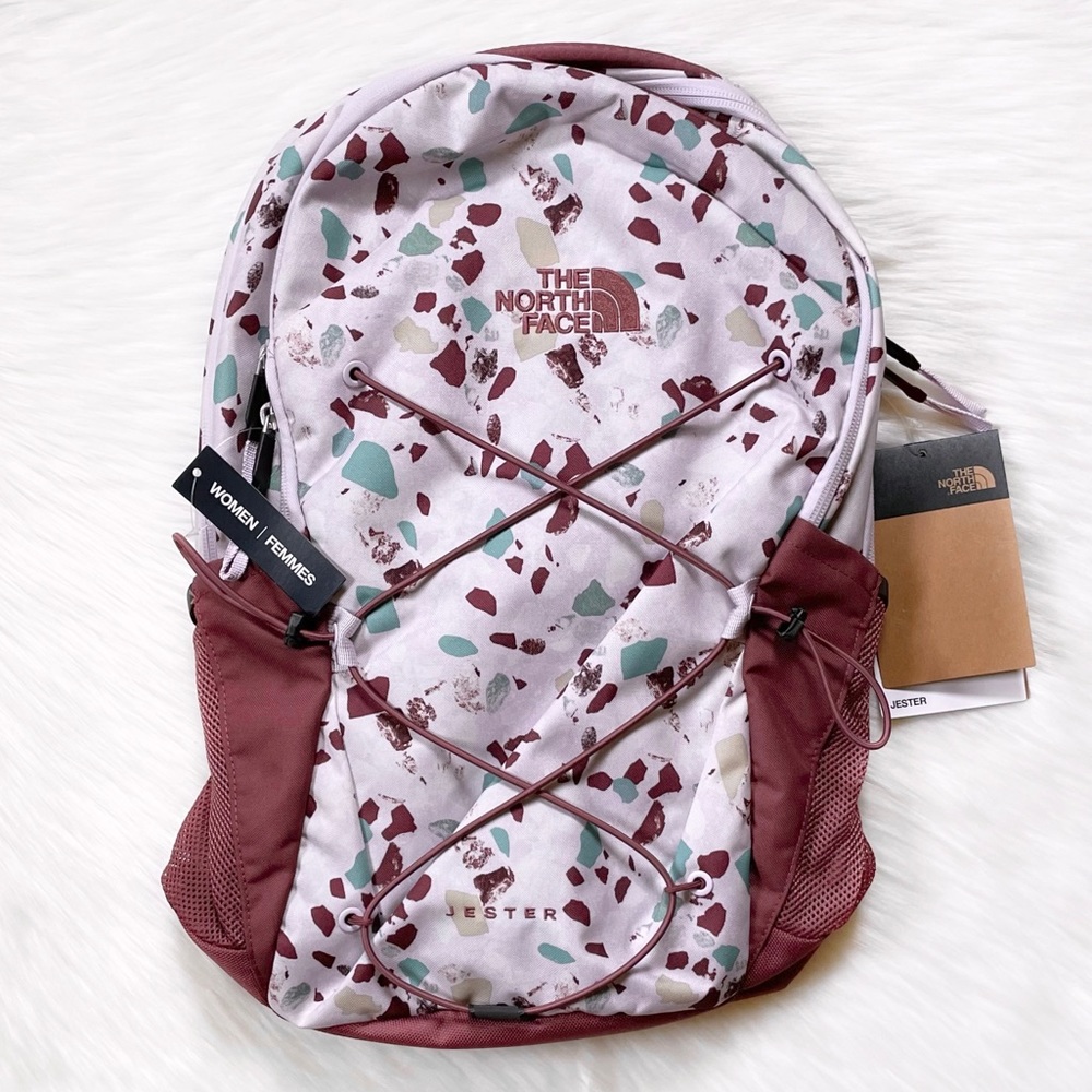 The North Face Women’s Jester 27 Liter Backpack